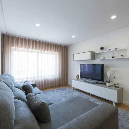 Lovelystay Matosinhos Beach By Metro Station 马托西纽什