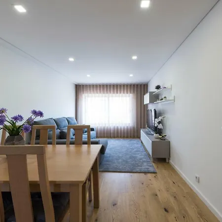 Lovelystay Matosinhos Beach By Metro Station 公寓