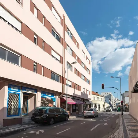 Lovelystay Matosinhos Beach By Metro Station